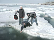 Информирование населения по вопросам безопасности при массовом отдыхе в зимнее время на льду, эксплуатации ледовых переправ